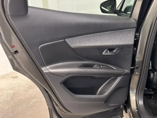 Peugeot 3008 1.5 BlueHDi Allure 40