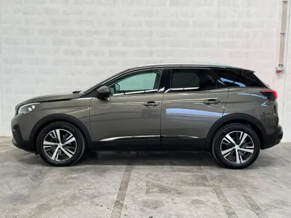 Peugeot 3008 1.5 BlueHDi Allure 48