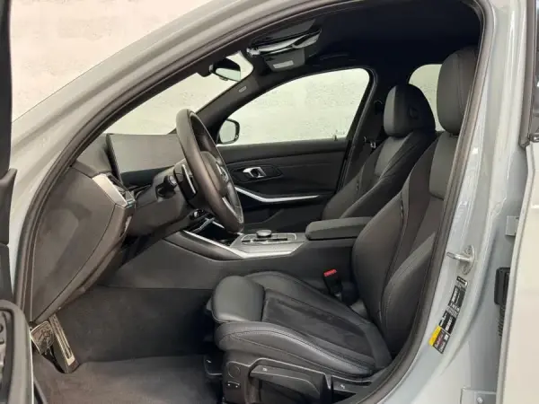 BMW 330 e Pack Desportivo M Auto 34