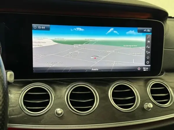 Mercedes-Benz E 220 d 4-Matic All Terrain Avantgarde + 17