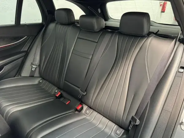Mercedes-Benz E 220 d 4-Matic All Terrain Avantgarde + 48