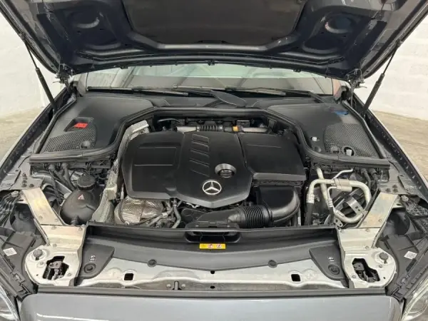 Mercedes-Benz E 220 d 4-Matic All Terrain Avantgarde + 54