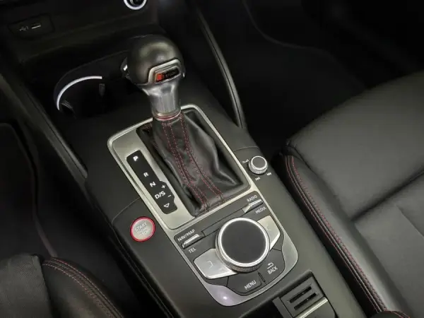 Audi S3 Sportback 2.0 TFSi quattro S tronic 15