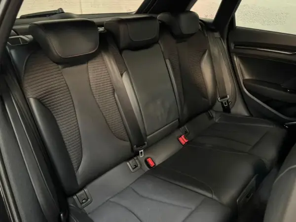 Audi S3 Sportback 2.0 TFSi quattro S tronic 52