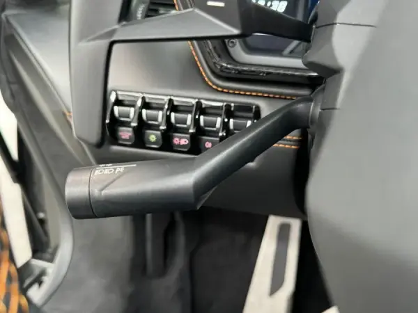 Lamborghini Aventador S 30