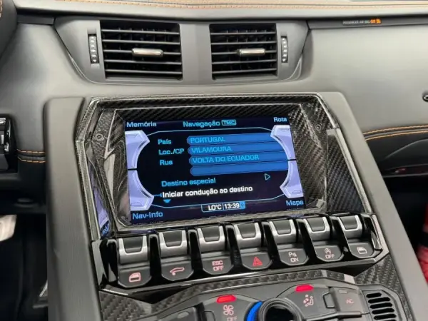 Lamborghini Aventador S 37