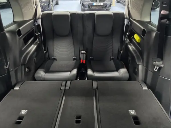 Mercedes-Benz EQB 250 Progressive 24