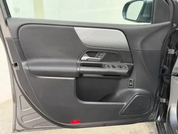 Mercedes-Benz B 250 e 8G-DCT Progressive Advanced 27
