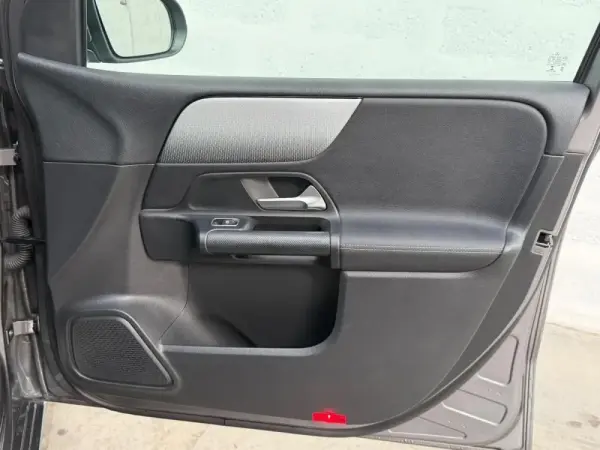 Mercedes-Benz B 250 e 8G-DCT Progressive Advanced 33