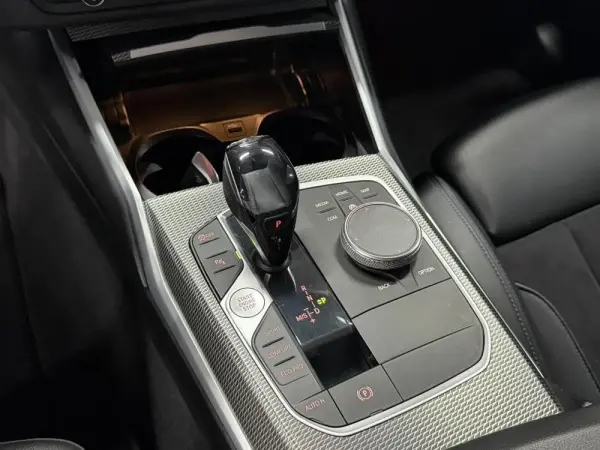 BMW 320 d Pack M Auto 29