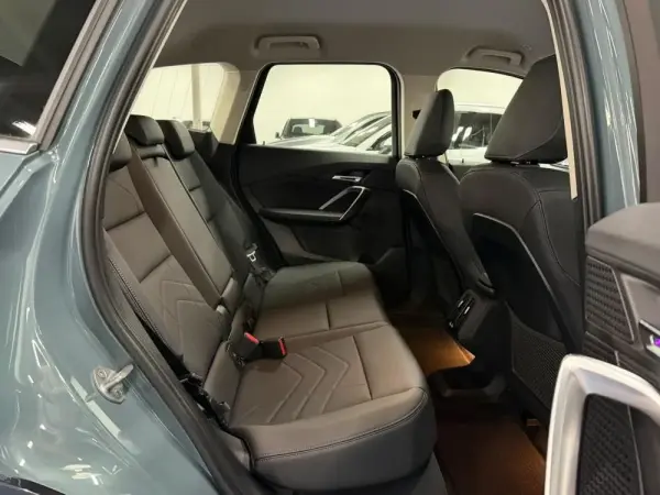 BMW iX1 xDrive30 32