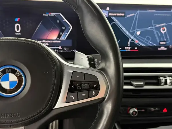 BMW 330 e Aut. M Sport 8
