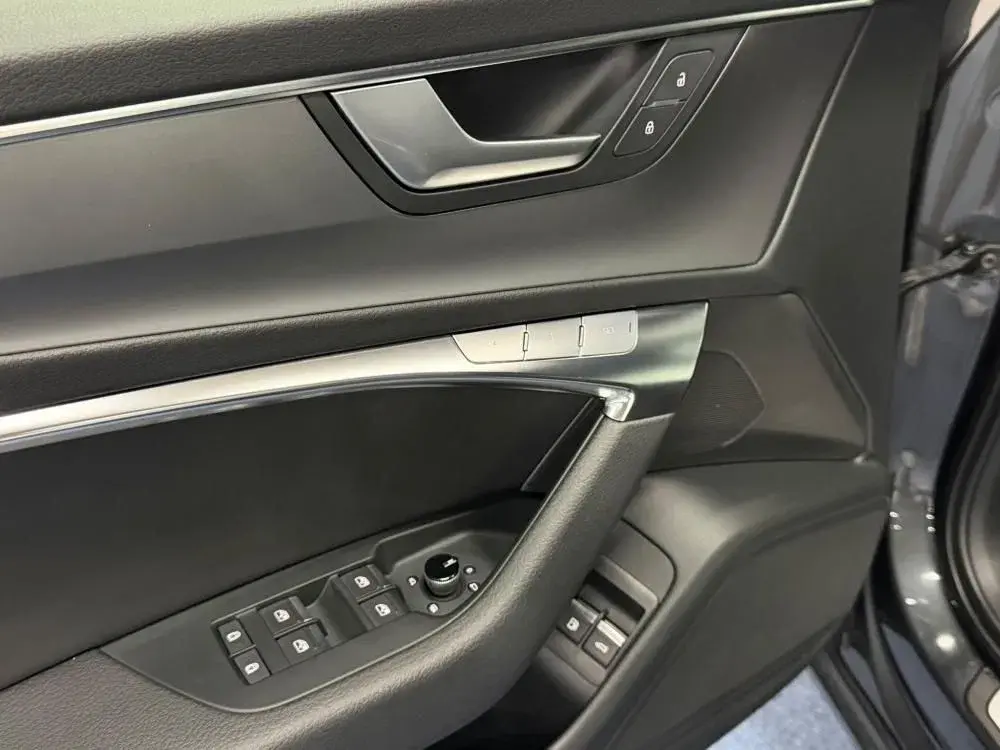 Audi A6 Avant 50 TFSIe quattro S tronic 27