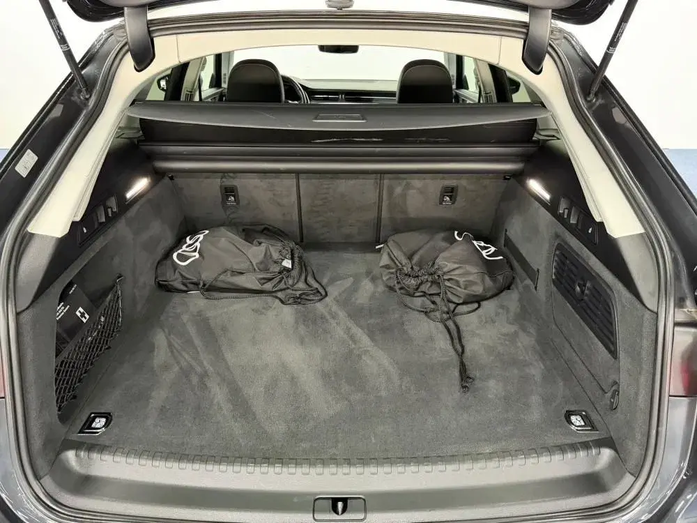 Audi A6 Avant 50 TFSIe quattro S tronic 39