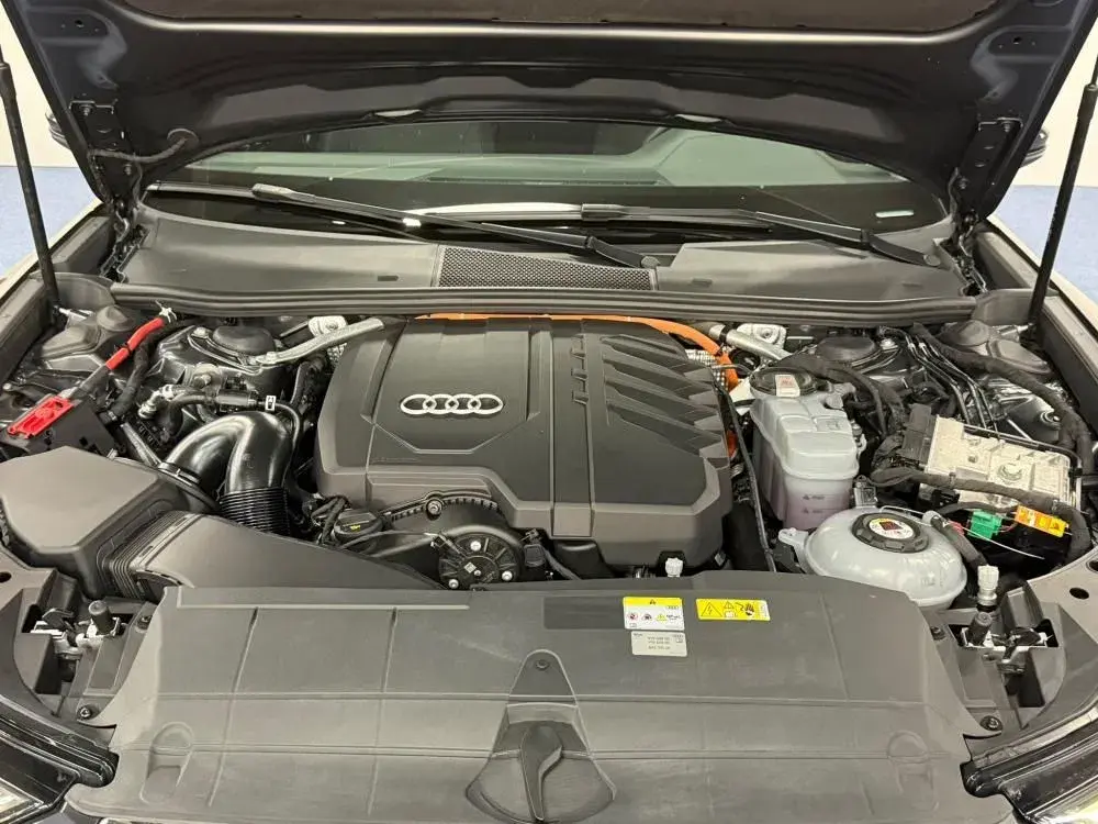 Audi A6 Avant 50 TFSIe quattro S tronic 41