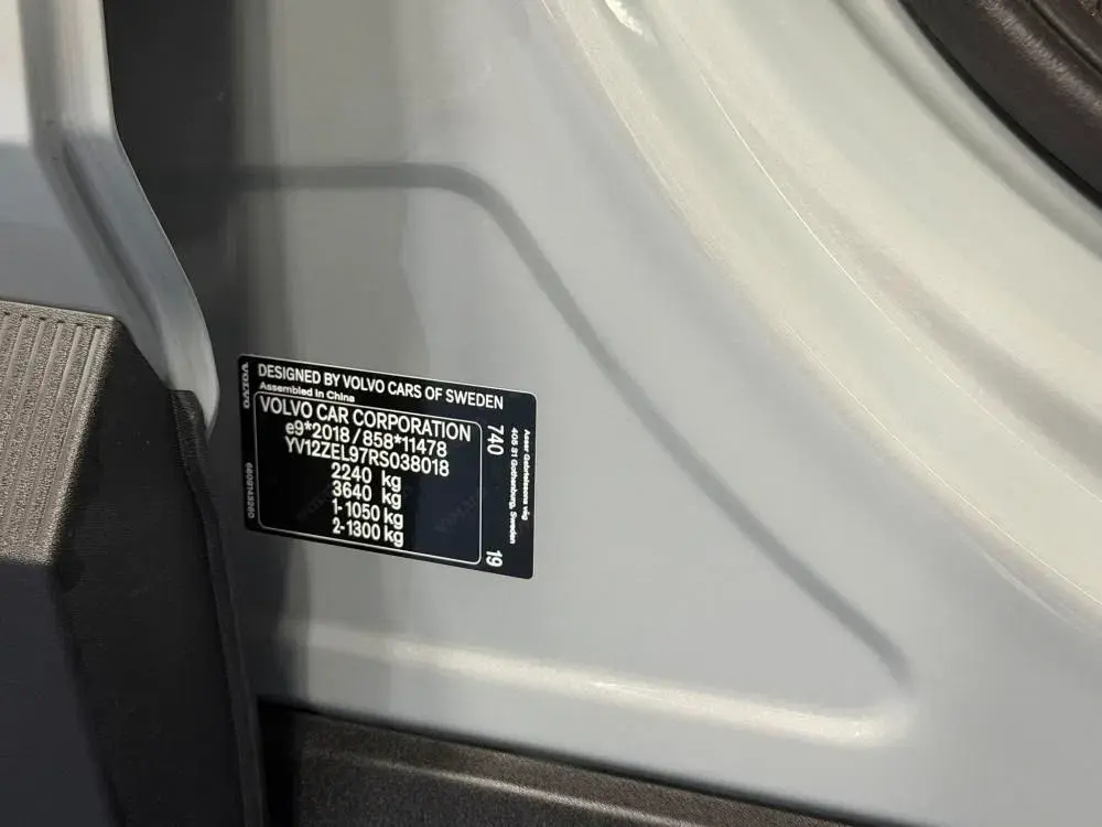 Volvo EX30 69 kWh Single Motor Extended Range Plus 38