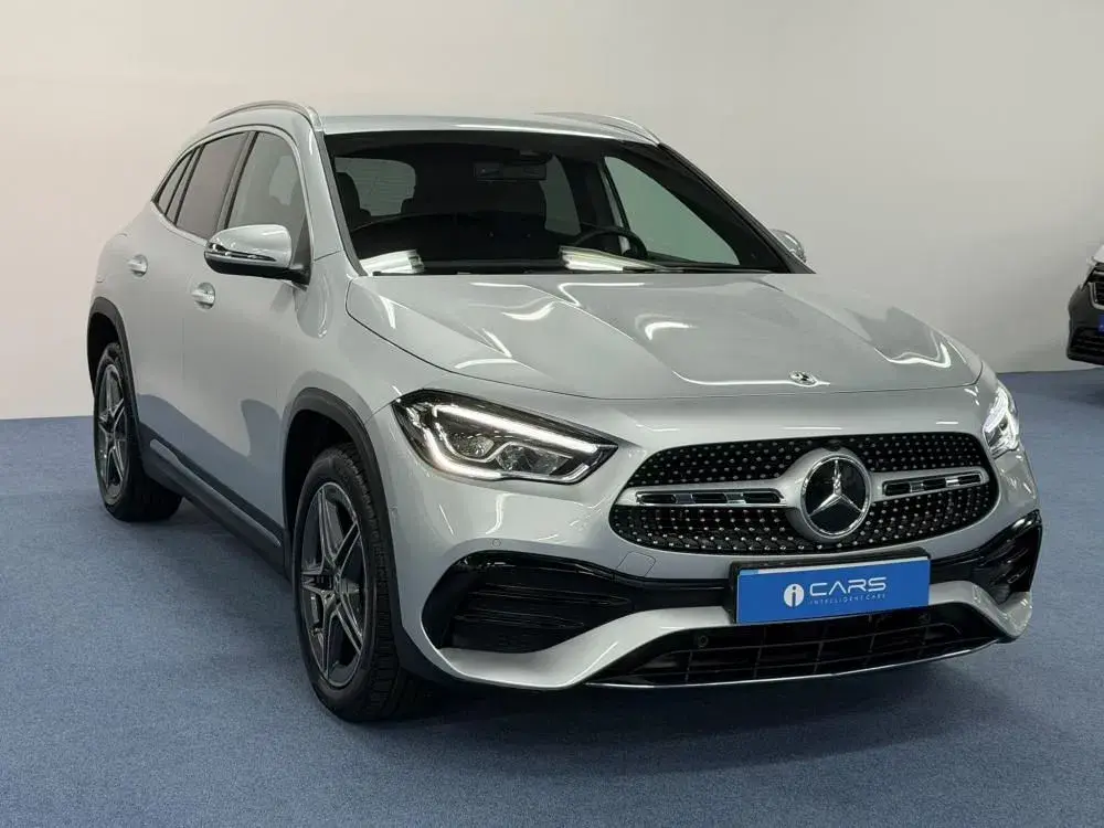 Mercedes-Benz GLA 250 e AMG Line 1