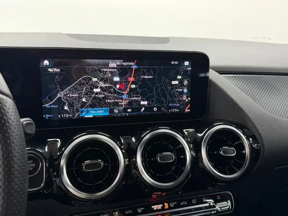 Mercedes-Benz GLA 250 e AMG Line 15