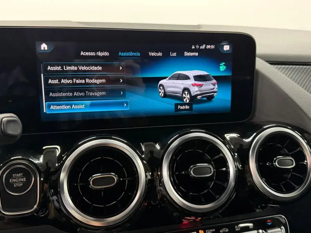Mercedes-Benz GLA 250 e AMG Line 20