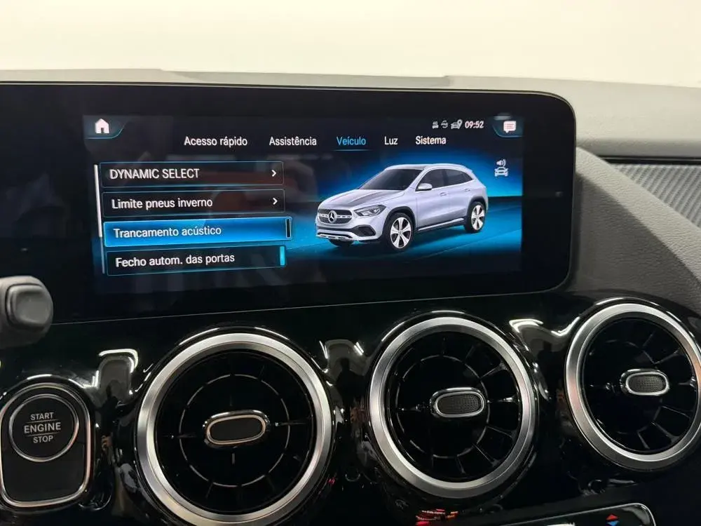 Mercedes-Benz GLA 250 e AMG Line 25
