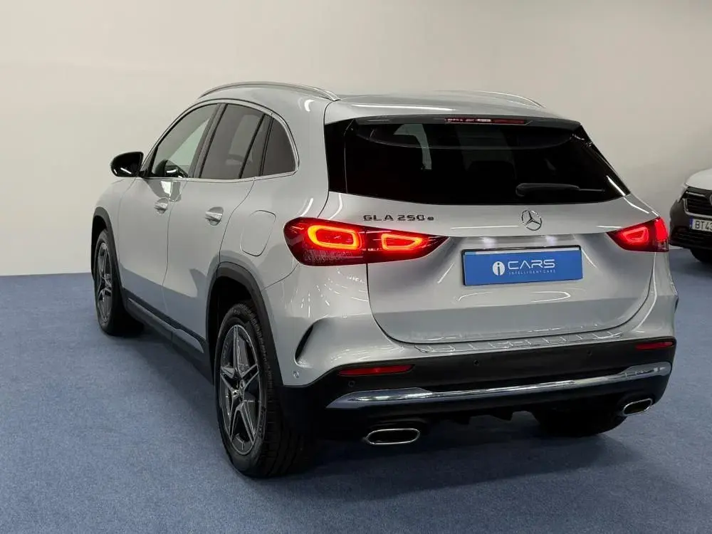 Mercedes-Benz GLA 250 e AMG Line 45