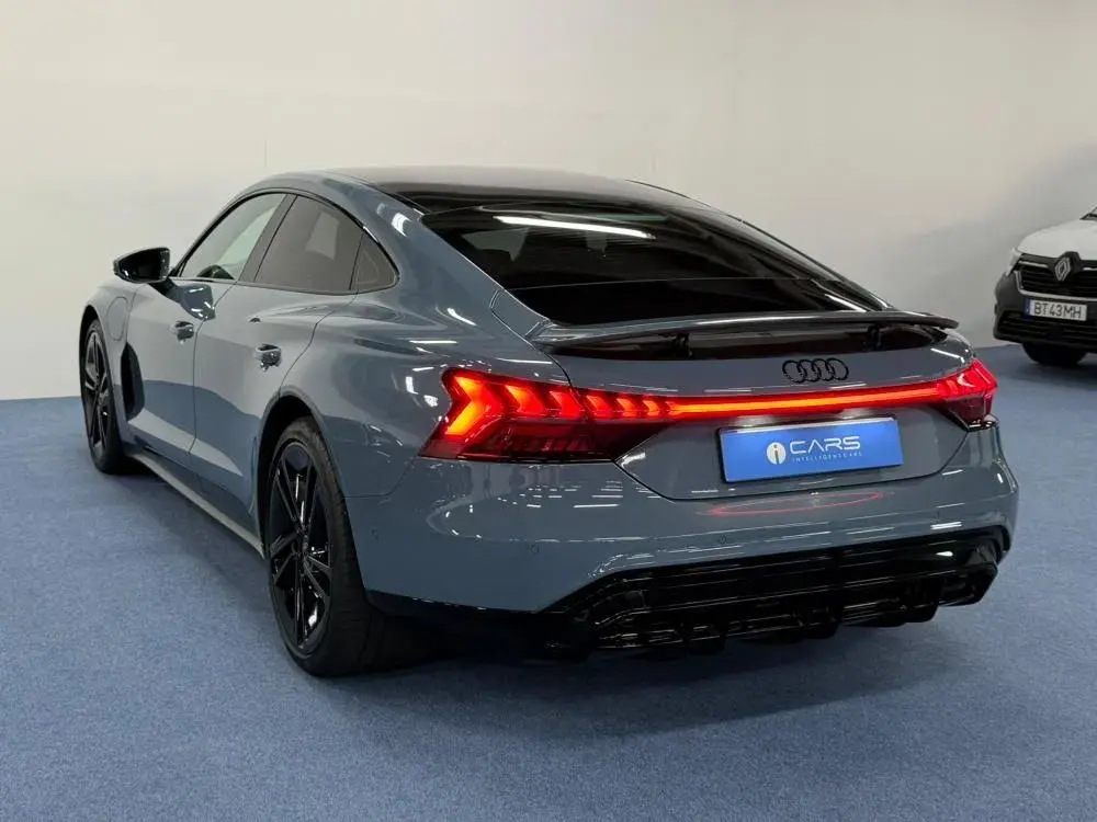 Audi e-tron GT quattro 45