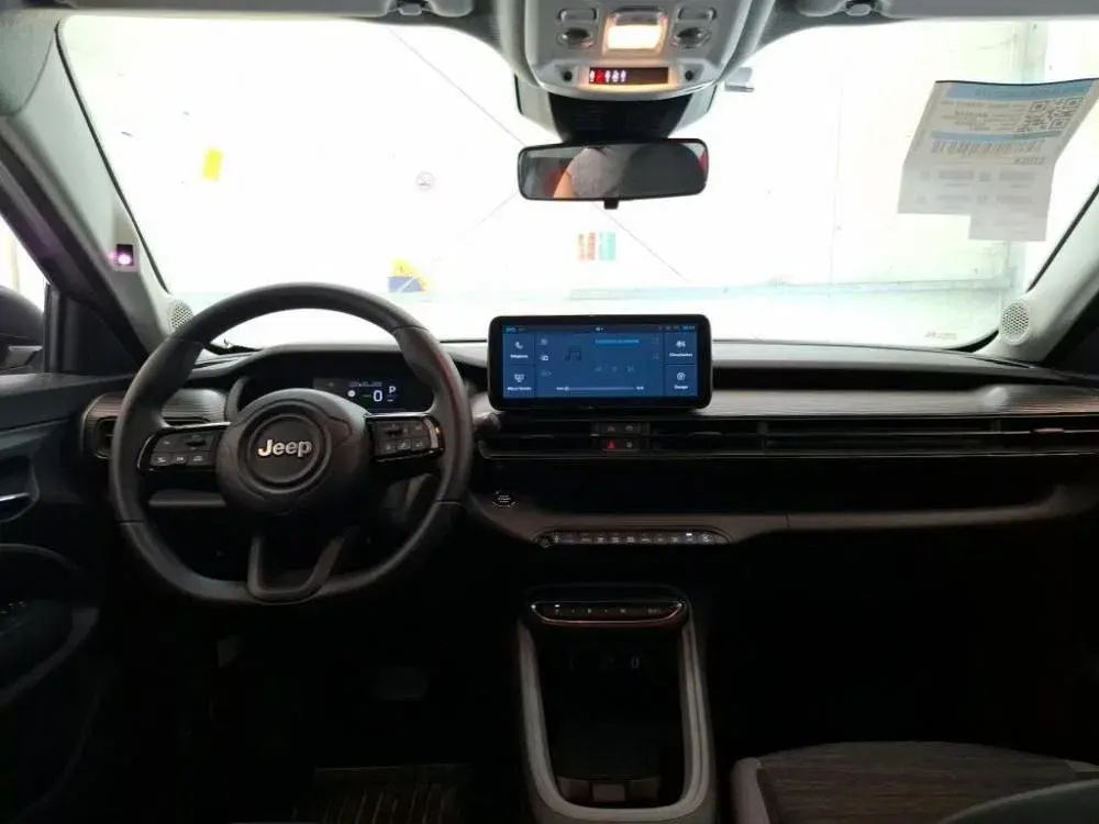 Jeep Avenger 54 kWh Altitude 11