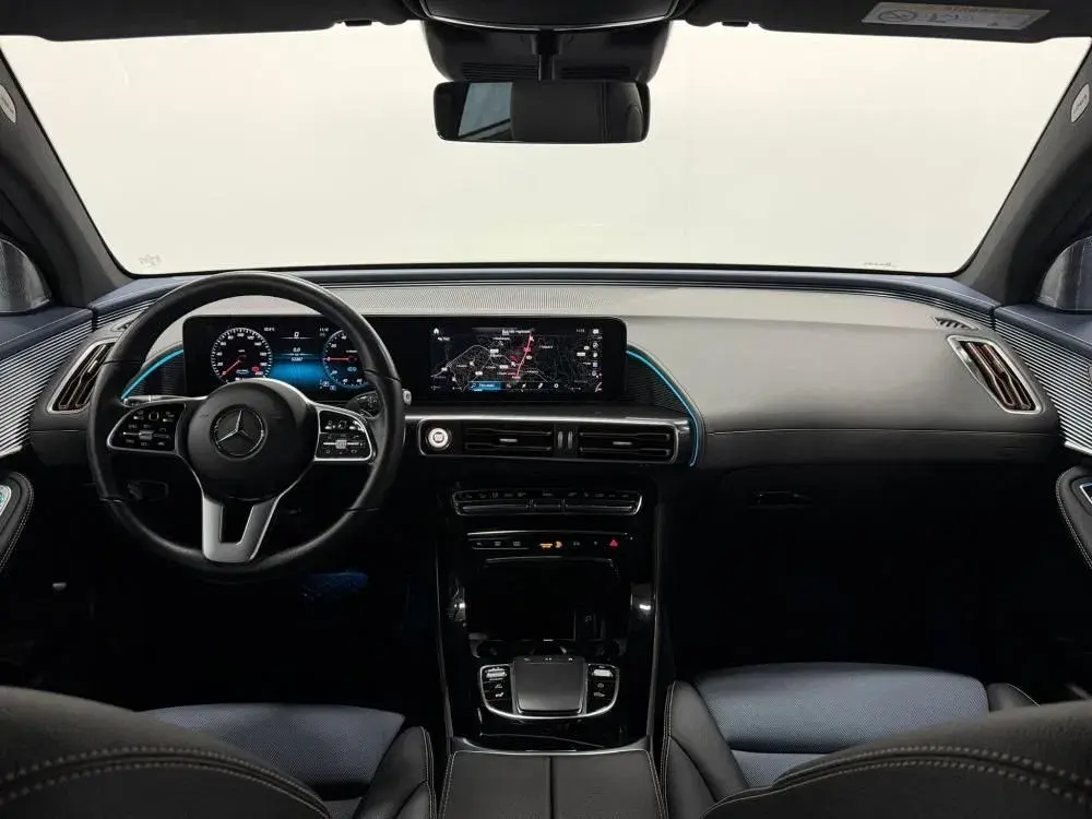 Mercedes-Benz EQC 400 4Matic 12
