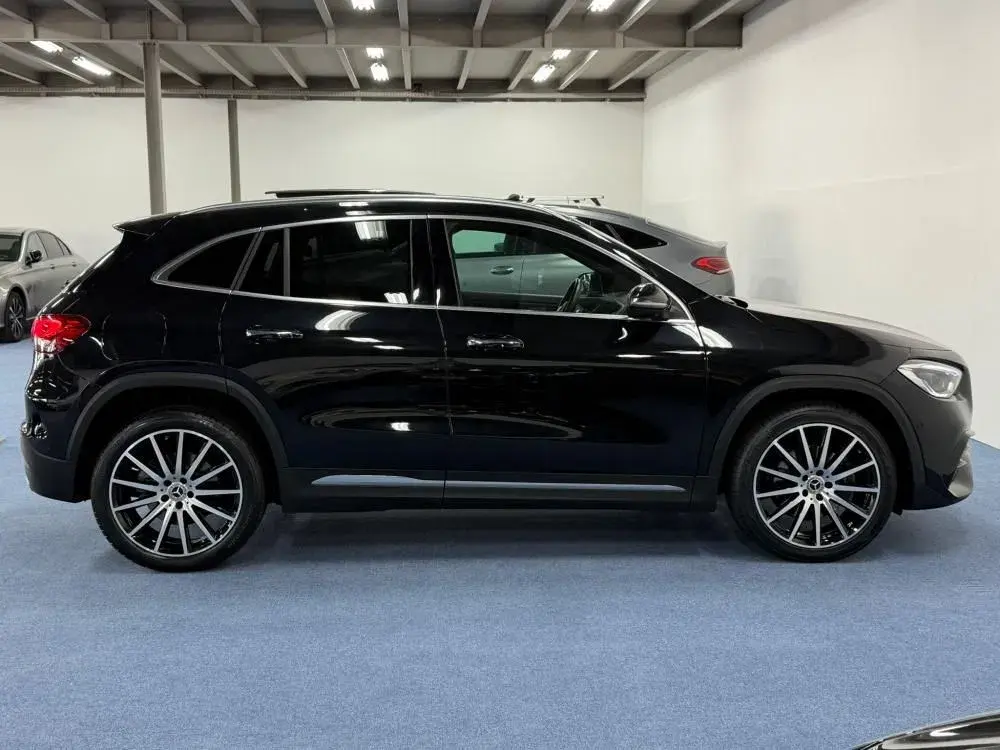 Mercedes-Benz GLA 250 e AMG Line 23