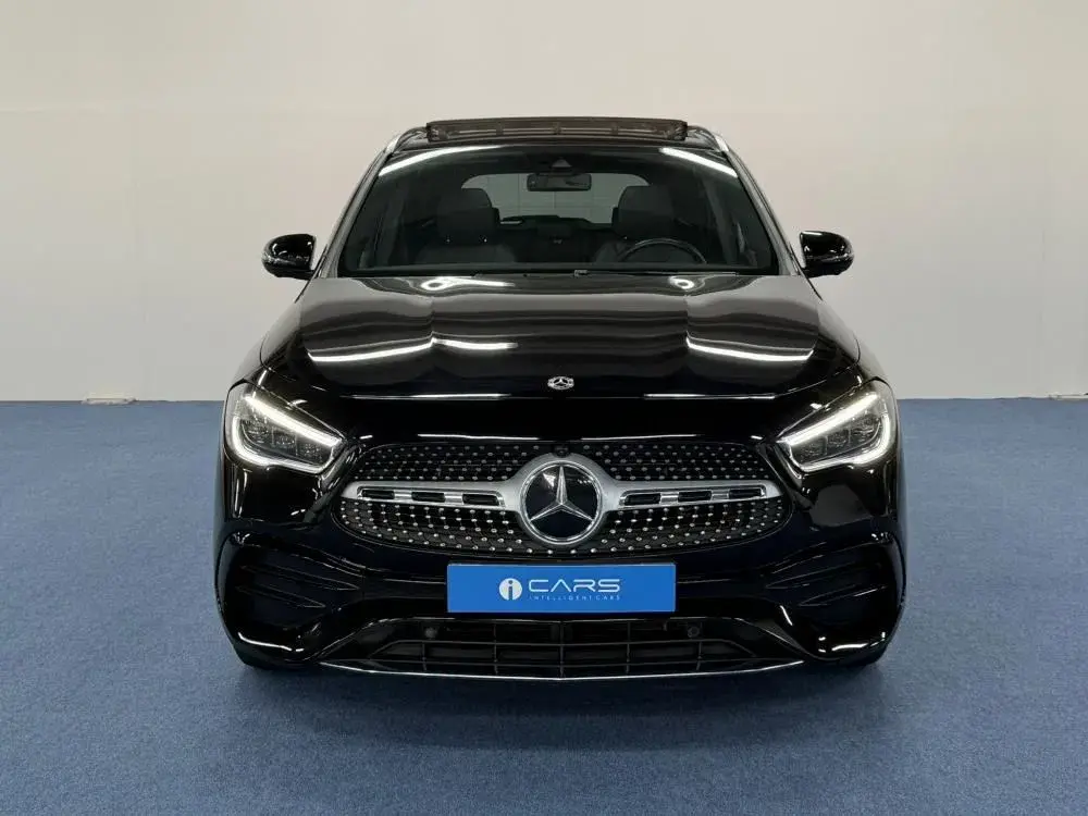 Mercedes-Benz GLA 250 e AMG Line 57