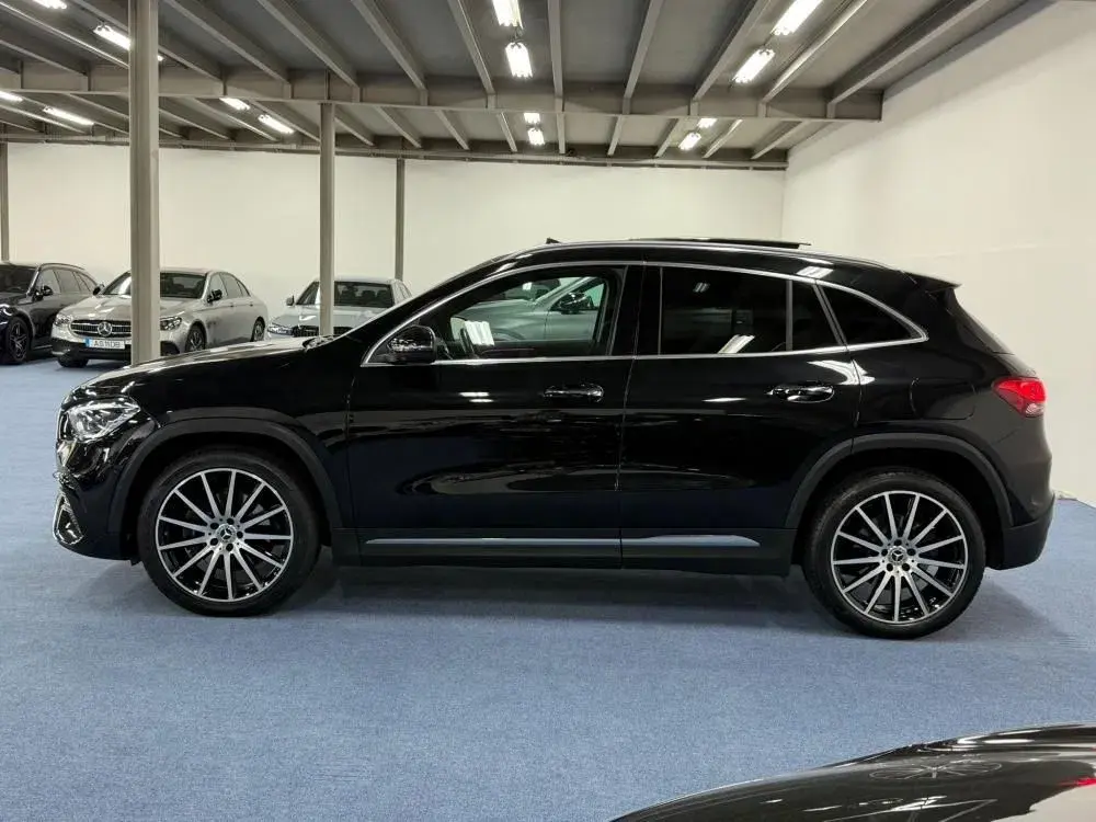 Mercedes-Benz GLA 250 e AMG Line 59