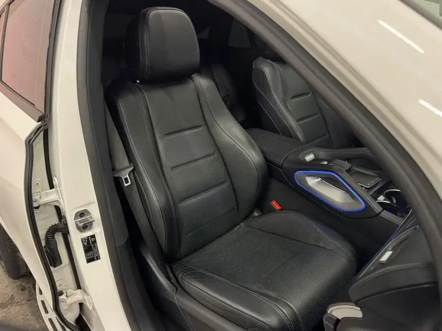 Mercedes-Benz GLE 400 d Coupé 4Matic 47