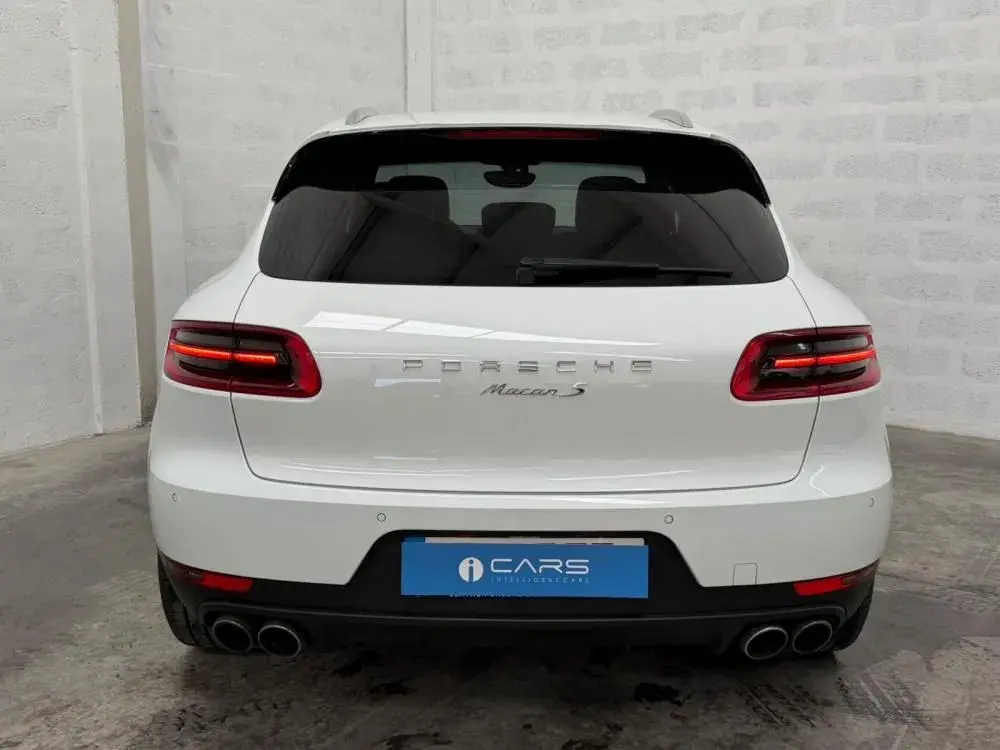 Porsche Macan S 3