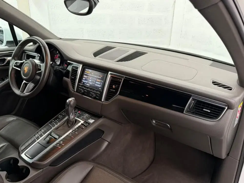 Porsche Macan S 19