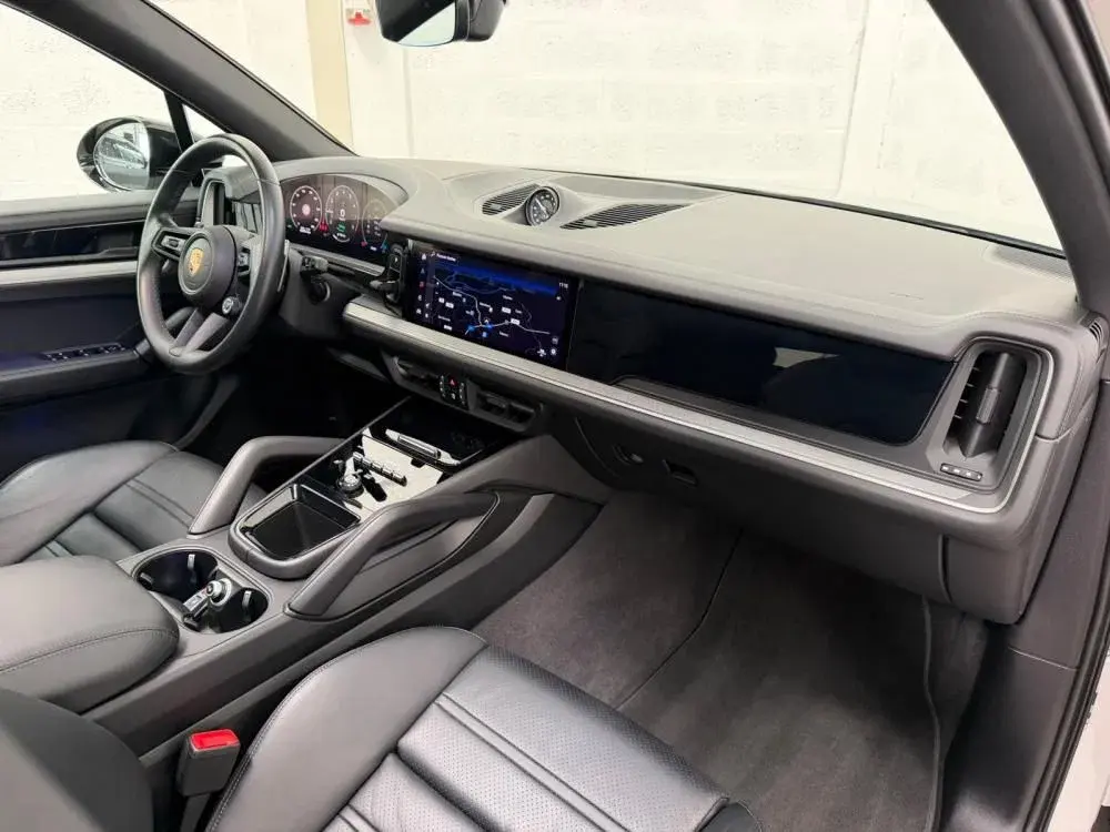 Porsche Cayenne E-Hybrid 30