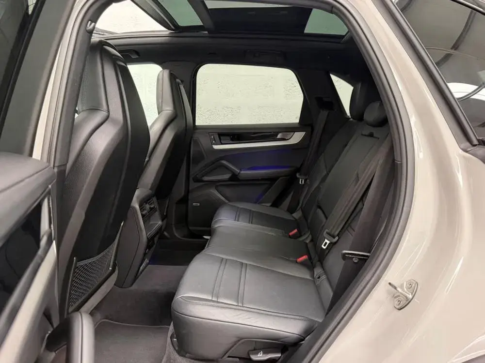 Porsche Cayenne E-Hybrid 39