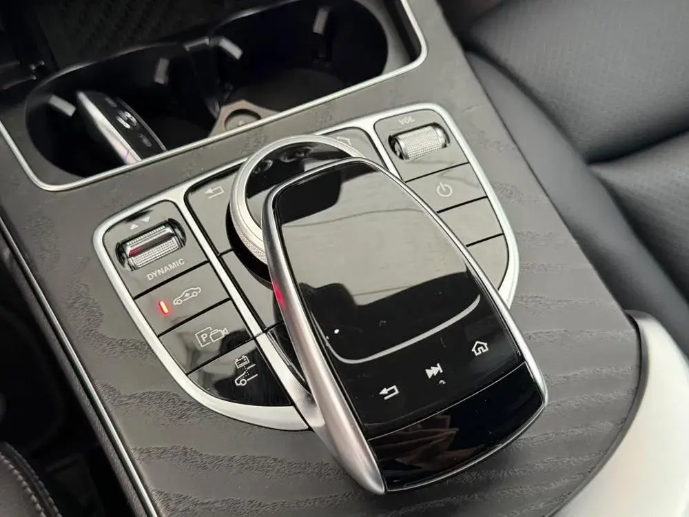 Mercedes-Benz C 300 de AMG Line 41