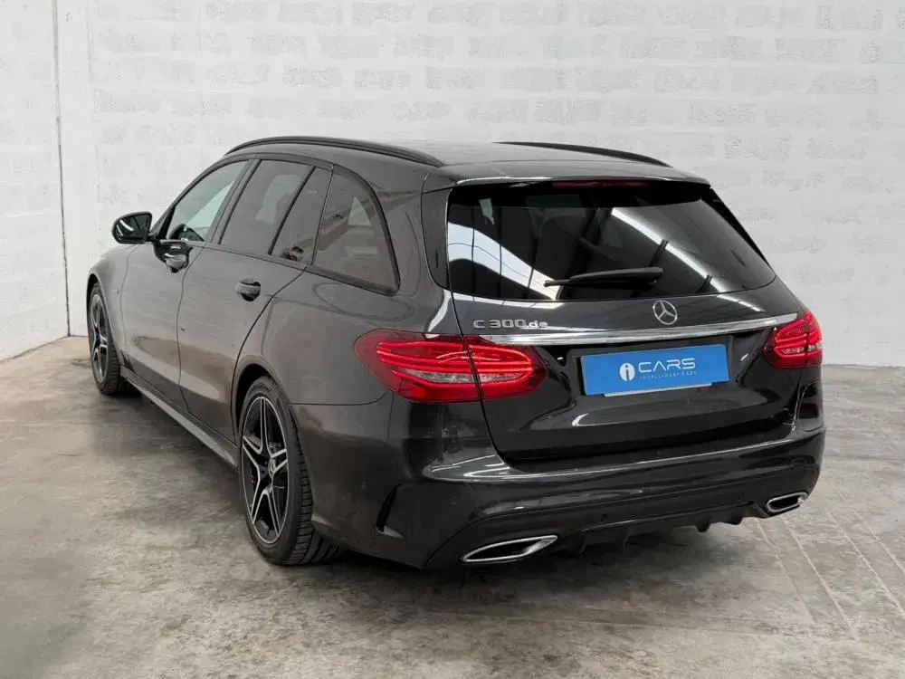 Mercedes-Benz C 300 de AMG Line 45
