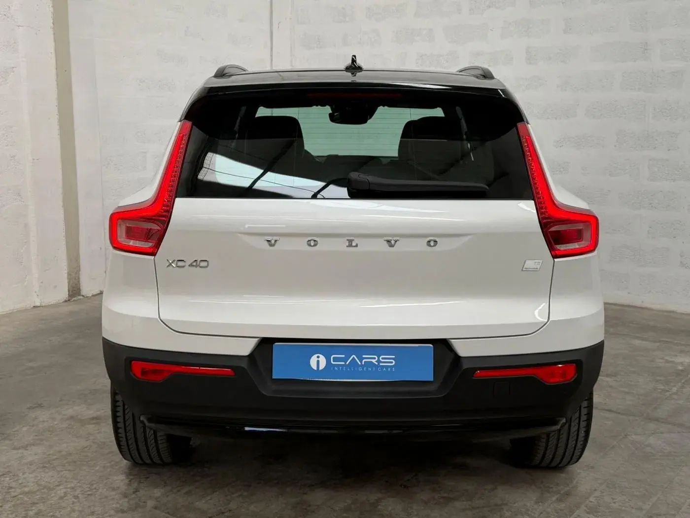 Volvo XC 40 1.5 T4 PHEV R-Design 2