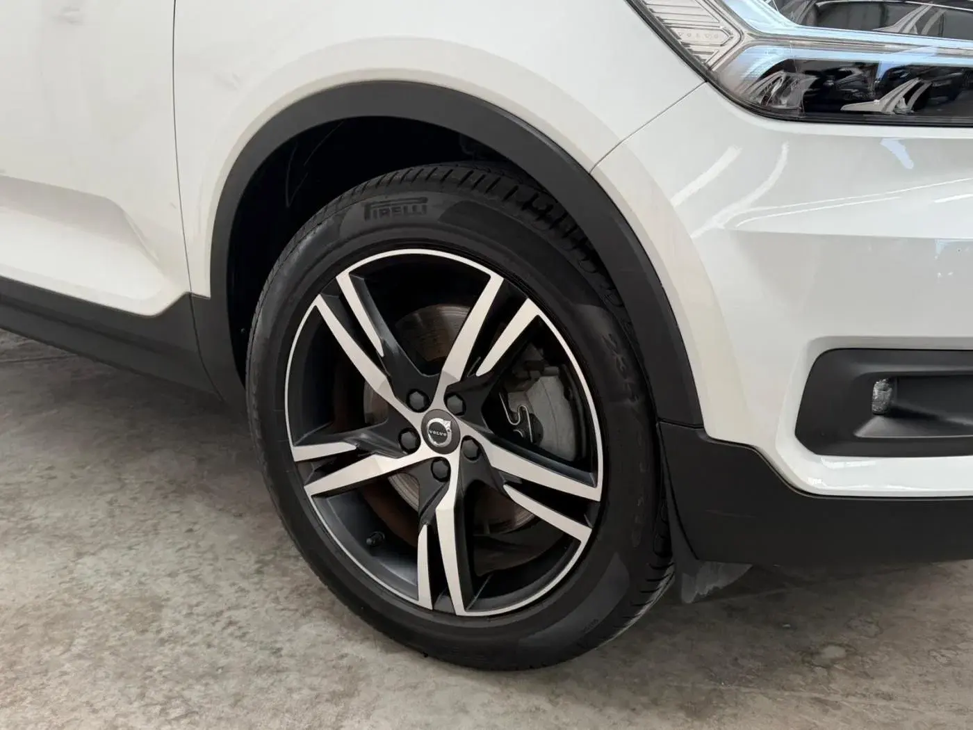 Volvo XC 40 1.5 T4 PHEV R-Design 5
