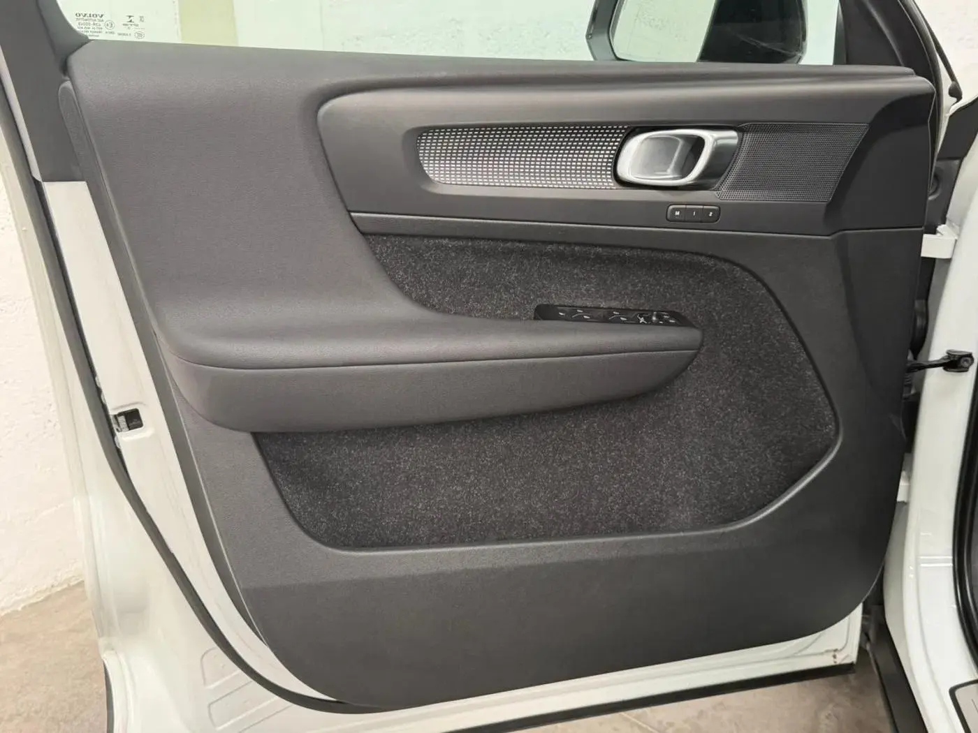 Volvo XC 40 1.5 T4 PHEV R-Design 22