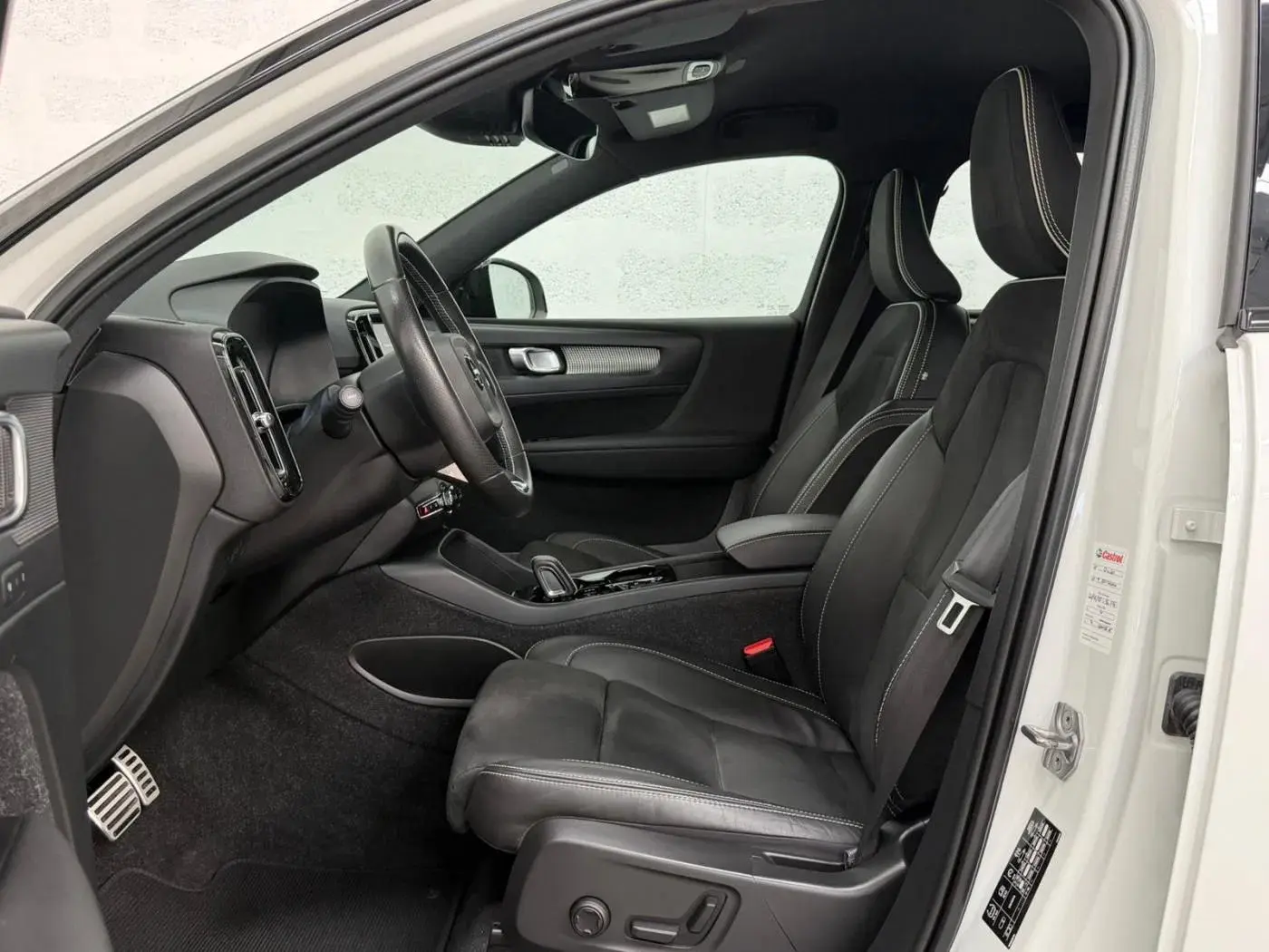 Volvo XC 40 1.5 T4 PHEV R-Design 34