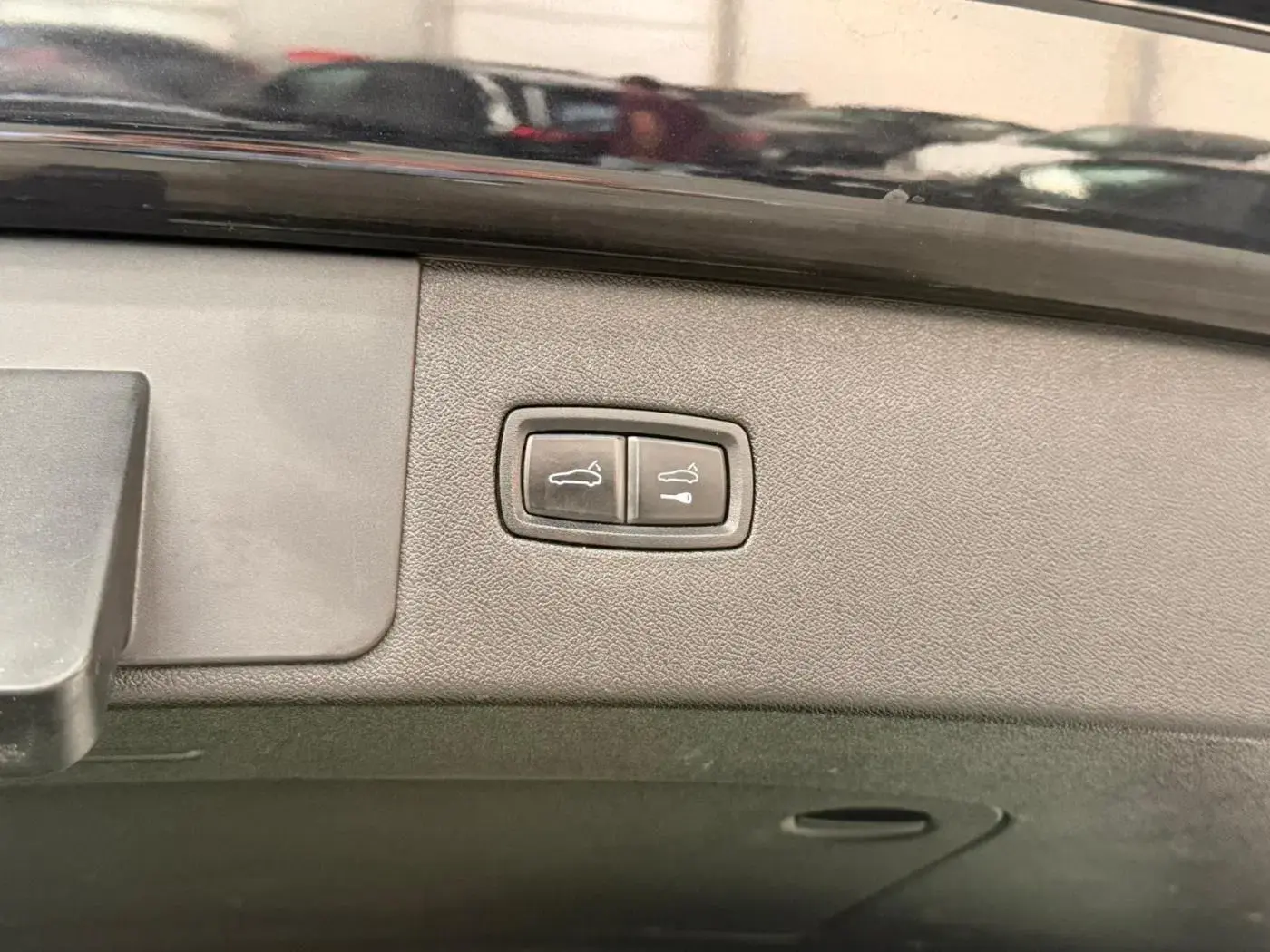 Porsche Cayenne Electric 41