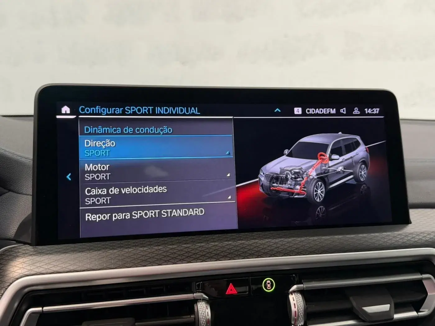 BMW X3 30 e xDrive Pack M Desportivo Pro 18