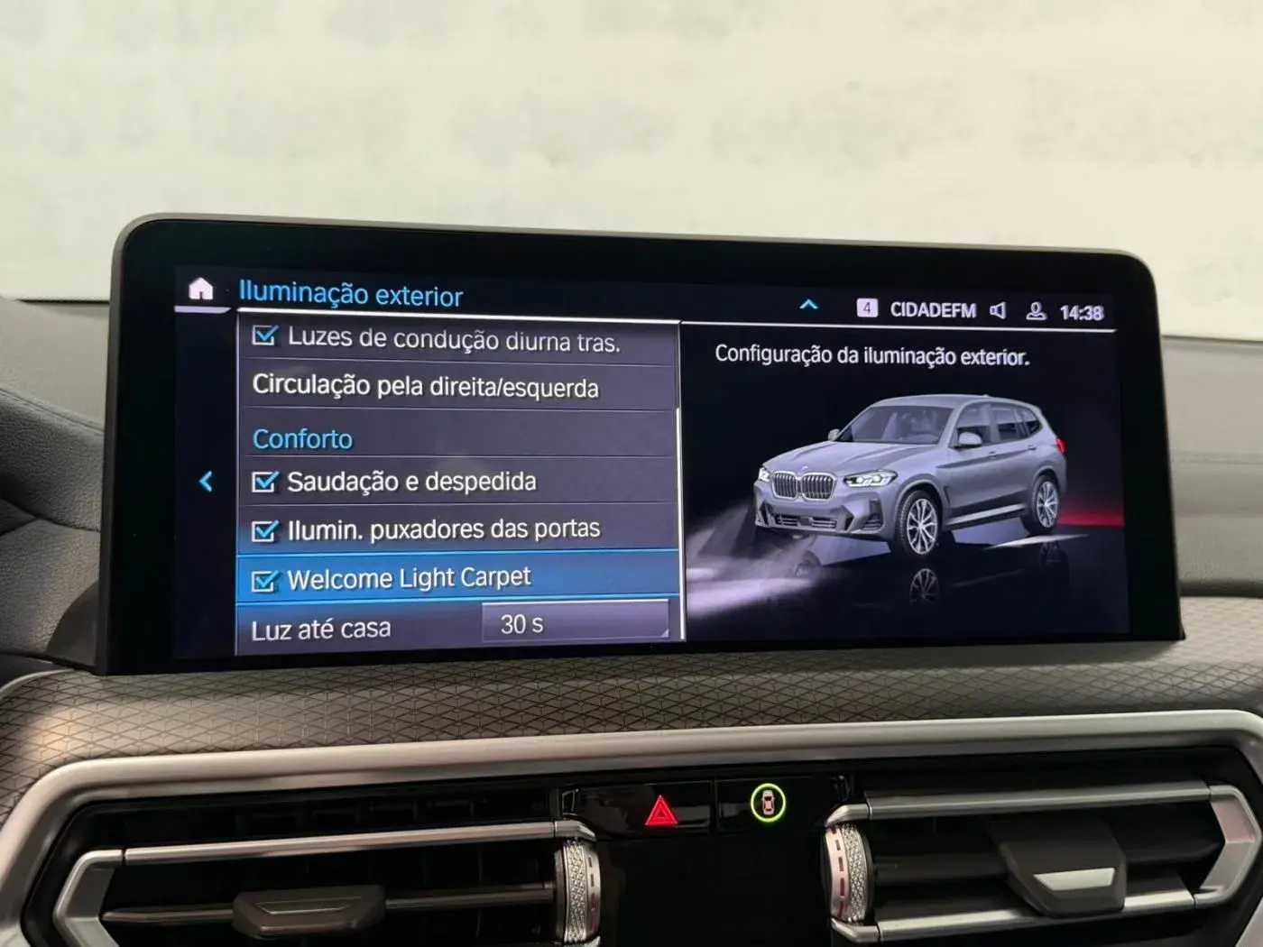 BMW X3 30 e xDrive Pack M Desportivo Pro 21