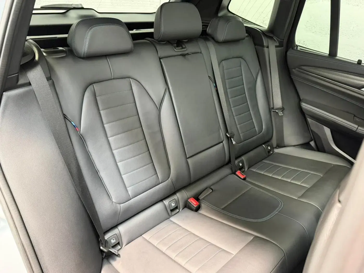 BMW X3 30 e xDrive Pack M Desportivo Pro 44
