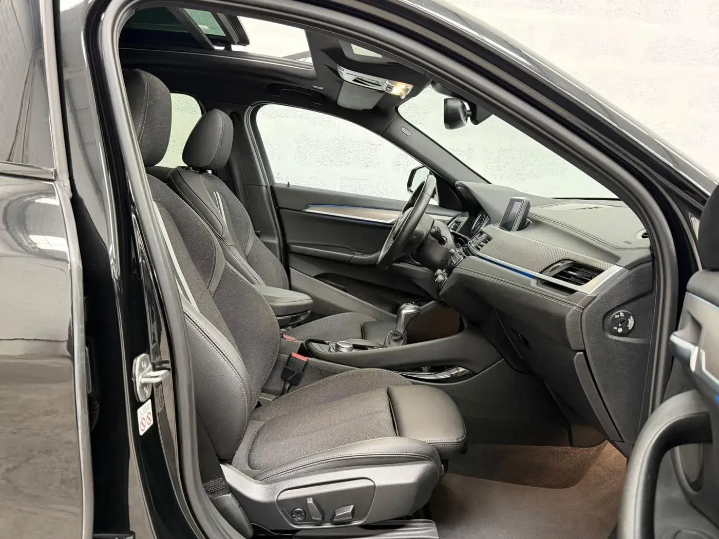 BMW X2 25 e xDrive X Pack M 8