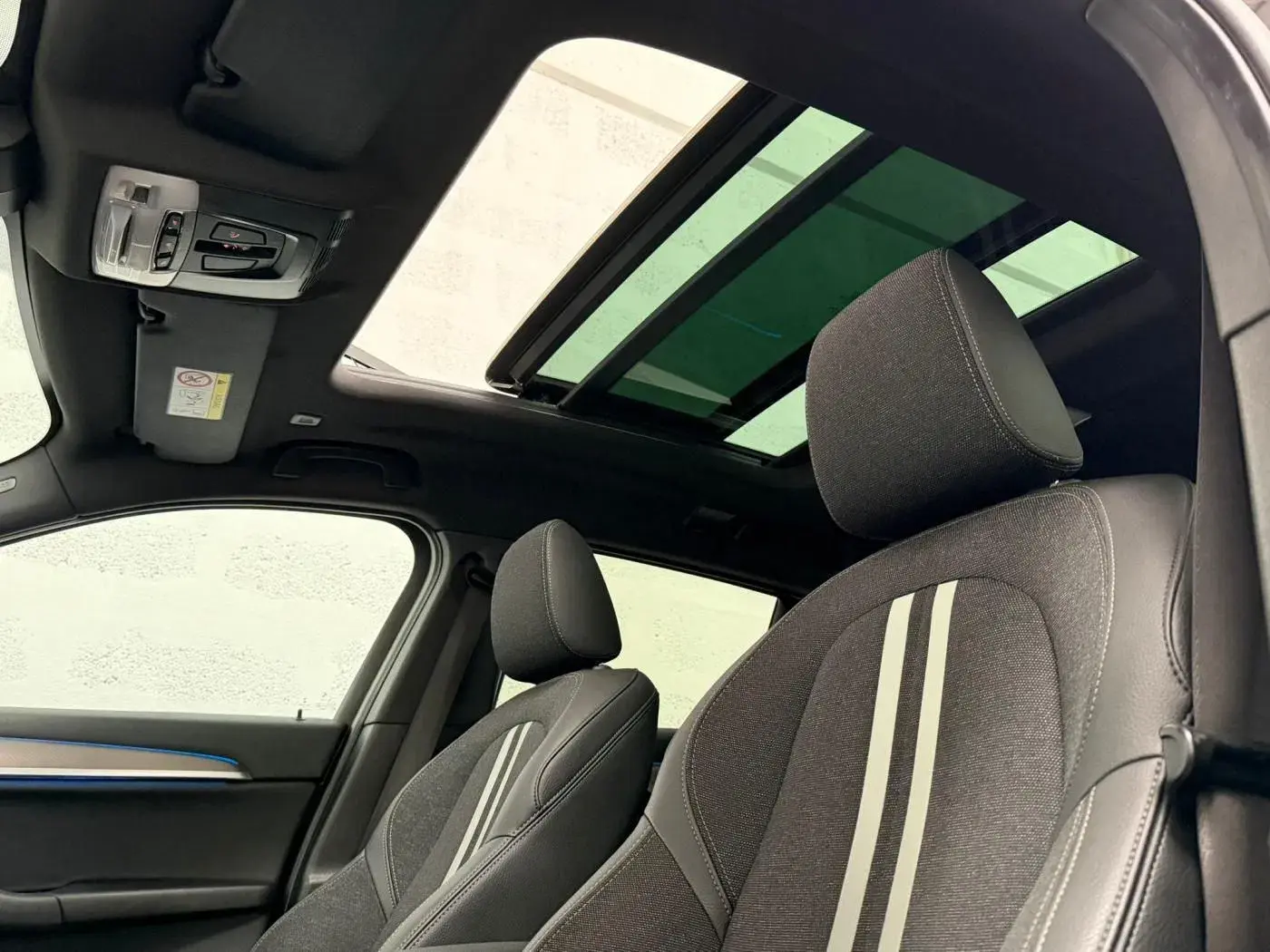 BMW X2 25 e xDrive X Pack M 10
