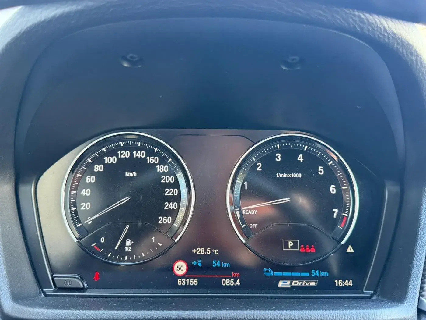 BMW X2 25 e xDrive X Pack M 18