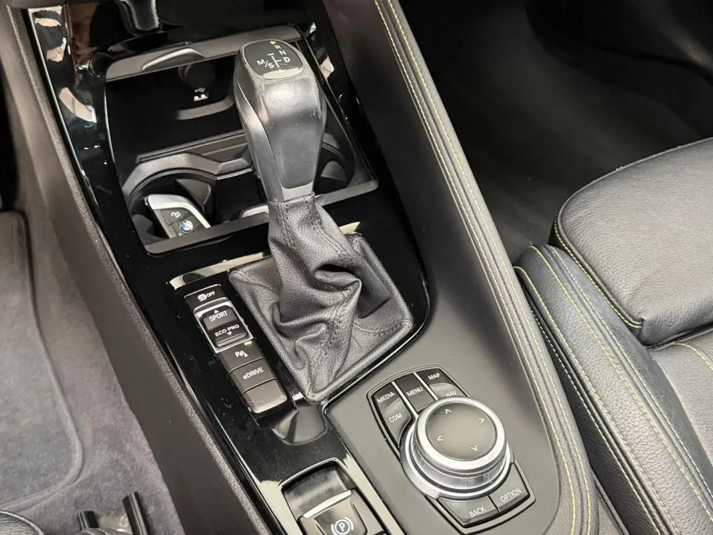 BMW X2 25 e xDrive Pack 50 anos M 30